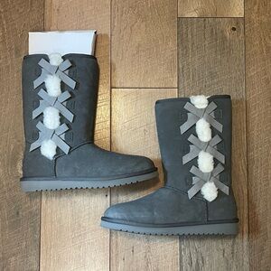 Koolaburra Gray Faux Fur Boots
